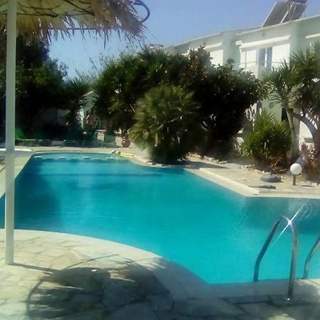 Sea Shell Apartments Pirgos Psilonerou Extérieur photo